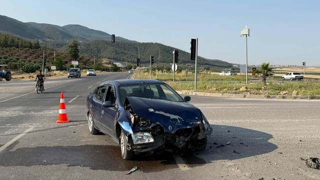 Gaziantep'te 5 kişinin yaralandığı kaza güvenlik kamerasında