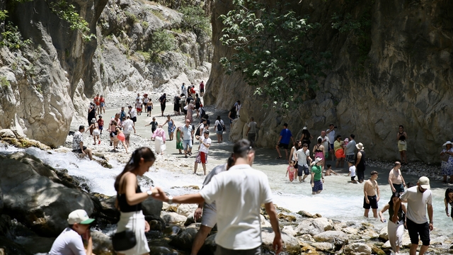 Muğla'daki Saklıkent Kanyonu'nda bayram tatili yoğunluğu