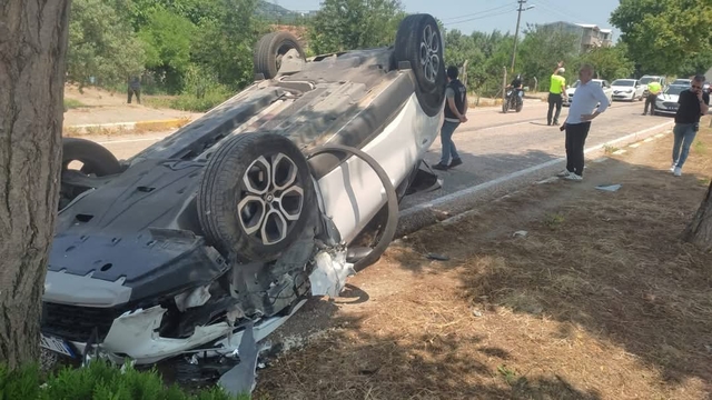 Balıkesir'de zincirleme trafik kazasında 2 kişi yaralandı