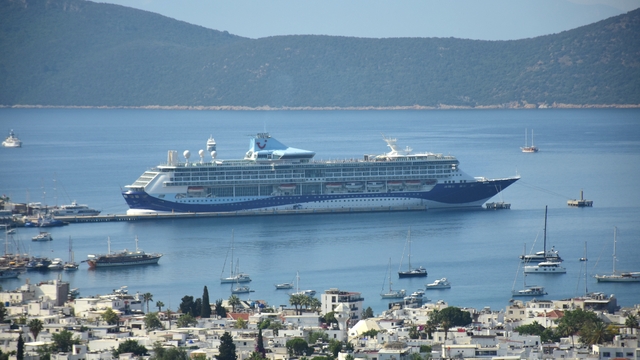 "Marella Discovery 2' kruvaziyeri 1708 yolcusuyla Bodrum'a geldi