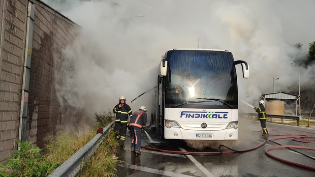 Ordu'da yolcu otobüsünde çıkan yangın söndürüldü