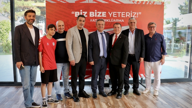 Samsunspor'da bayramlaşma töreni düzenlendi