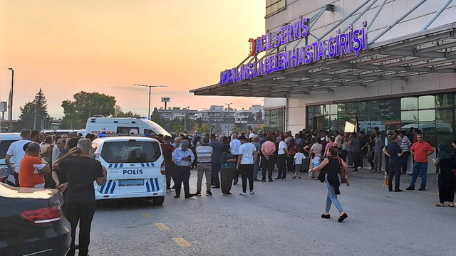 Mersin'de iki aile arasında çıkan silahlı kavgada 2 kişi öldü, 2 kişi ağır yaralandı