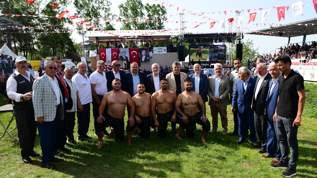Samsun'da "Oğuzlu Yağlı Güreşleri"nin 100'üncüsü yapıldı