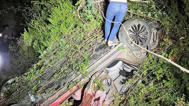 Alanya'da uçuruma devrilen otomobilin sürücüsü öldü