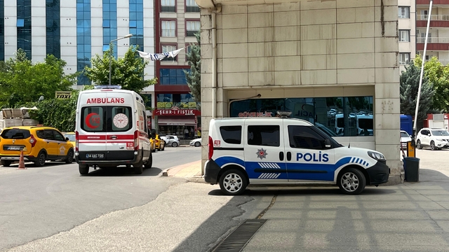 Siirt'te silahlı kavgada baba öldü, oğlu ağır yaralı