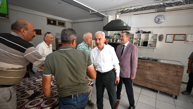 Kırklareli Valisi Turan, esnafı ziyaret etti