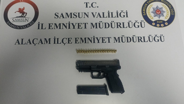 Samsun'da bir kişinin üzerinde ruhsatsız silah bulundu