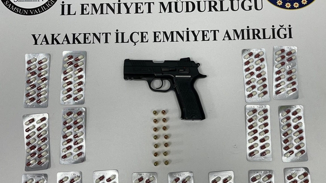 Samsun'da uyuşturucu ve ruhsatsız silah ele geçirildi