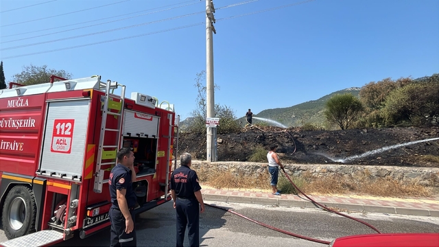 Bodrum'da otluk alanda çıkan yangın söndürüldü