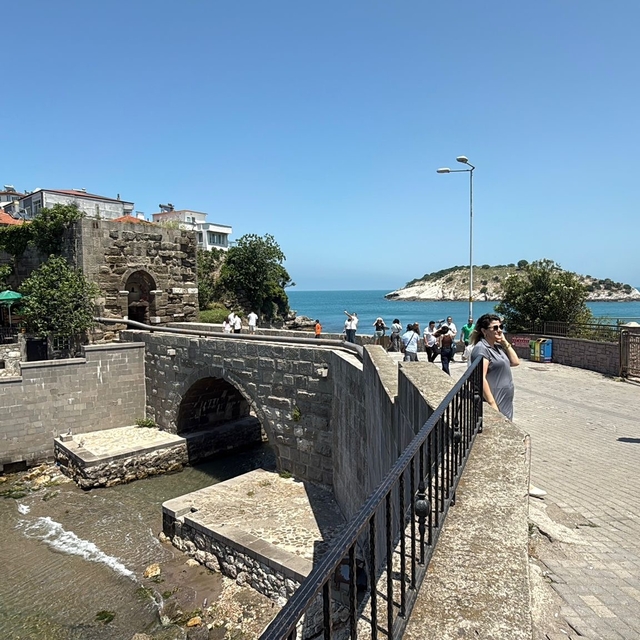 Bayram tatilinde 6 bin nüfuslu ilçeye 150 bin kişi geldi