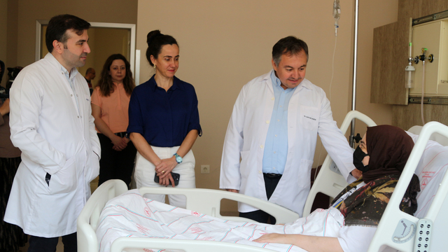 Zayıflamak için içtiği bitki çayları karaciğerini bitirdi, nakille hayata tutundu