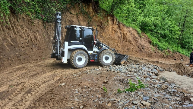 Espiye'de alt ve üst yapı çalışmaları devam ediyor