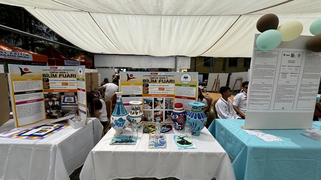 Karaman'da "TÜBİTAK 4006-C Bilim Fuarı Festivali" açıldı