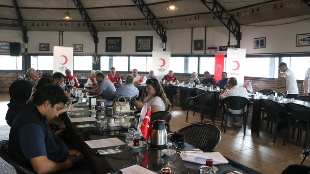 Türk Kızılay Sakarya Şube Başkanı Koç, basın mensuplarıyla buluştu