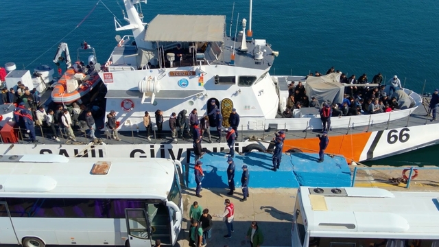 Çanakkale'de göçmen kaçakçılığı suç örgütü çökertildi