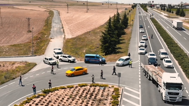 Kayseri'de, İranlı 3 şüphelinin midesinden uyuşturucu çıktı