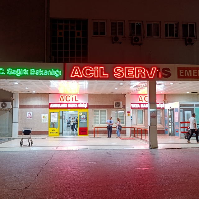 Amasya'da 39 kişi gıda zehirlenmesi şüphesiyle hastaneye başvurdu