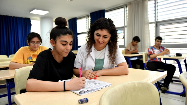 Muratpaşa Belediyesi'nden öğrencilere eğitim desteği