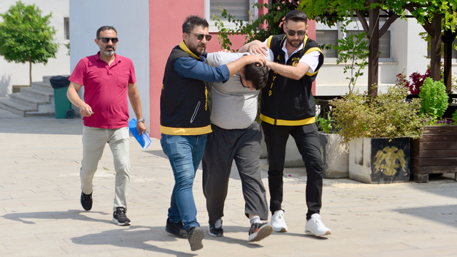 Annesini, evden ayrılmasını istediği için öldürmüş