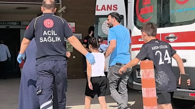 Bursa'da kumbarasını açmak isterken bıçakla dilini yaralayan çocuk tedaviye alındı