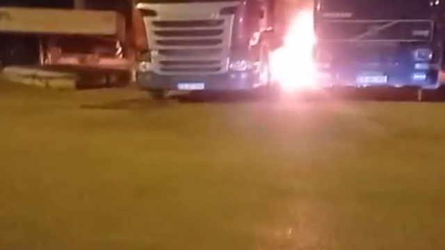 Park halindeki TIR'ı kundaklayan şüpheli tutuklandı