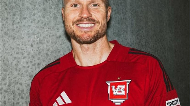 Göztepeli Nielsen ülkesine döndü