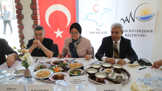 Van'da Türk Mutfağı Haftası kapsamında yemek yarışması düzenlendi