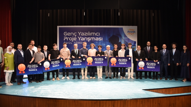 Sakarya'da "genç yazılımcılar" ödüllendirildi