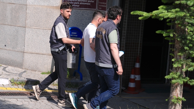 GÜNCELLEME - Erzurum'da bıçaklı kavgada 3 kişi yaralandı