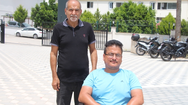Ortopedik engelli oğlunun hayali motosikletin parasını dolandırıcılara kaptırdı