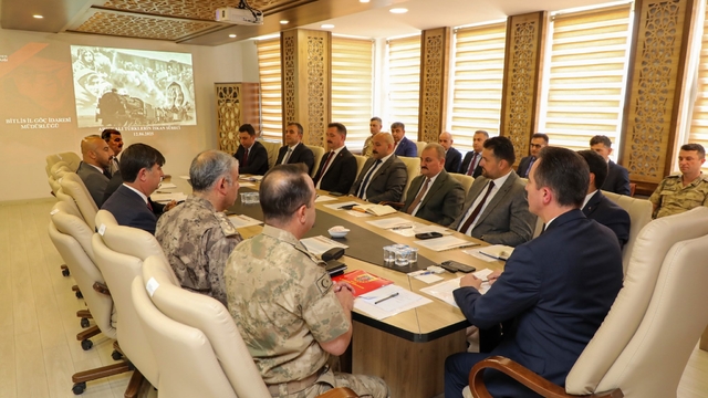 Bitlis'te, Malazgirt Zaferi'nin 954. yıl dönümü kutlama programı hazırlıkları görüşüldü