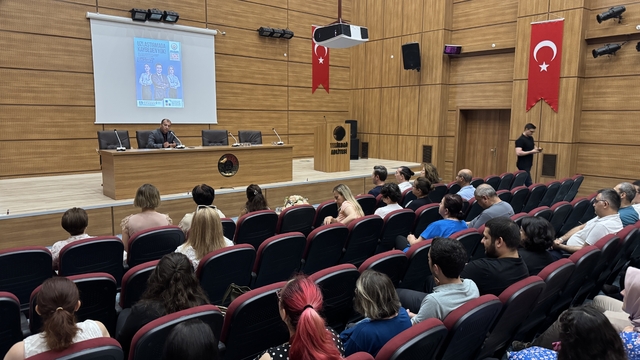 Tekirdağ'da "Uzlaştırmacılar Günü" paneli düzenlendi