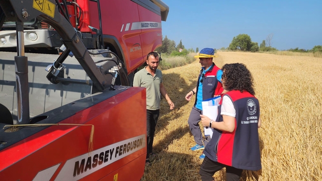 Eceabat'ta biçerdöver kontrolleri gerçekleştiriliyor