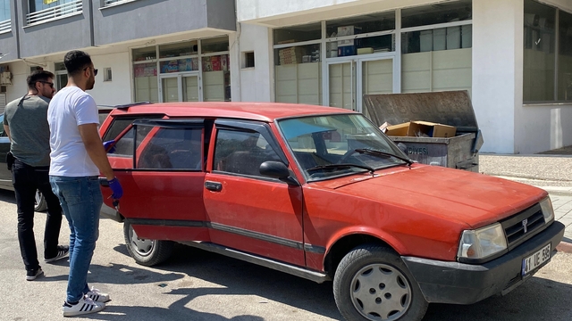 Eskişehir'de girdiği bankada kredi çekmek için tüfekle tehditte bulunan zanlı yakalandı