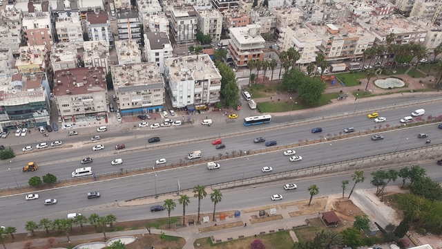 Antalya'da helikopter ve dron destekli trafik denetimi yapıldı