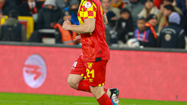 Göztepe'de 3 veda daha