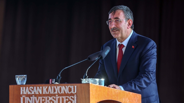 Cumhurbaşkanı Yardımcısı Yılmaz: İsrail maalesef istikrarsızlık arıyor (4)