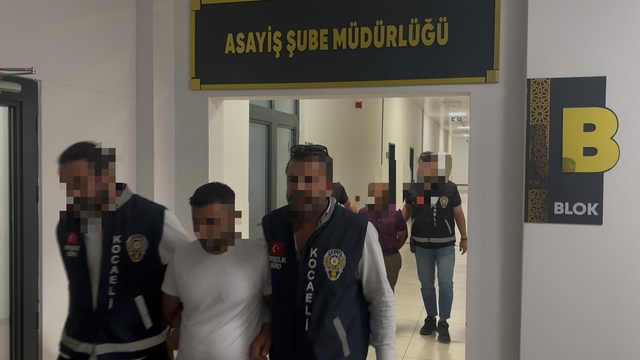 Kıraathanede ailesiyle tartışırken tabancasıyla, çiğ köfteciyi kalbinden vurdu (2)