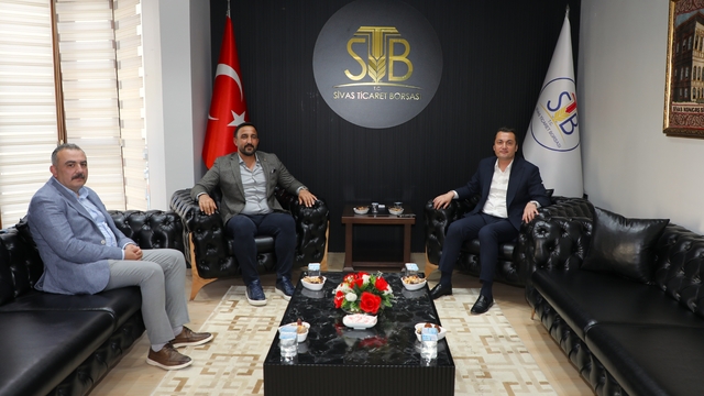 Öztürk'ten Sivas Ticaret Borsasına veda ziyareti