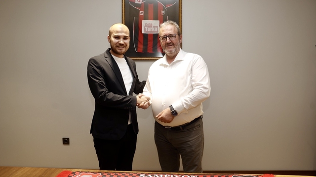 Uşakspor'da bayrak değişimi