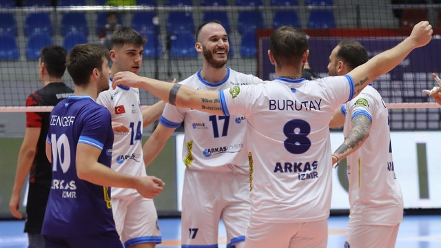 Arkas Spor'da vedalar açıklanıyor