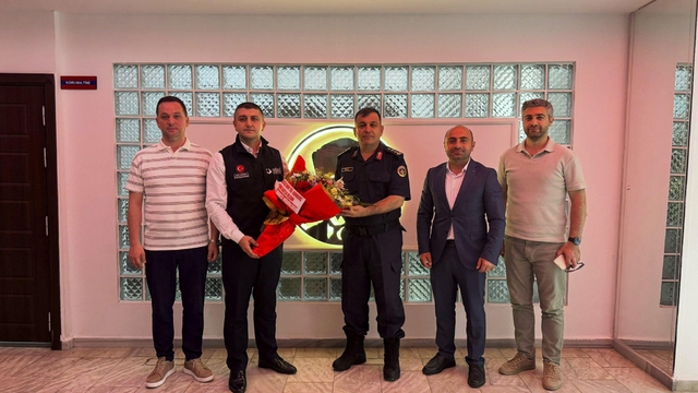 Edirne İl Göç İdaresi Müdürü Aşılıoğlu'ndan İl Jandarma Komutanı Ermiş'e ziyaret