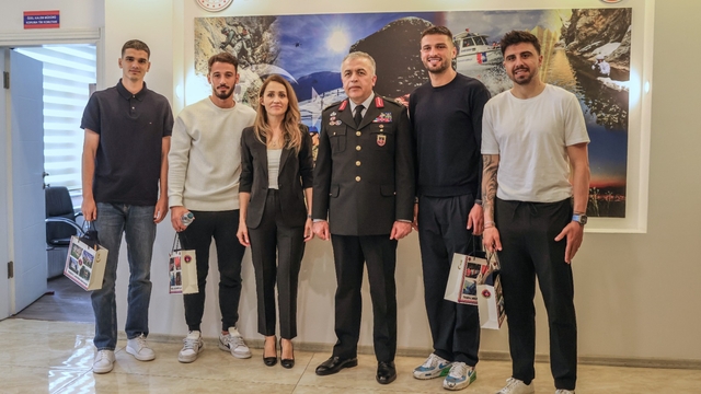 Trabzonspor'dan Jandarma Teşkilatı'na anlamlı ziyaret