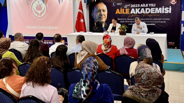 Kırşehir'de "Aile Akademisi" eğitim programı düzenlendi