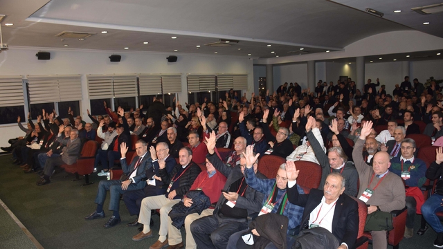 Karşıyaka'da gündem yine şirketleşme