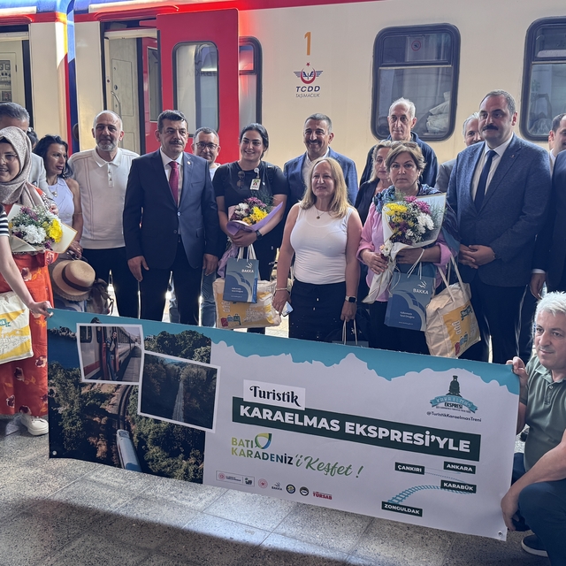 Turistik Karaelmas Ekspresi, Zonguldak'a ulaştı