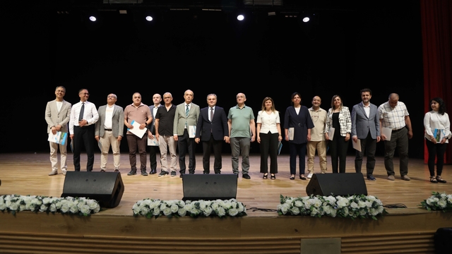 ERÜ'de "2024 yılı Araştırma Performansı Değerlendirme Toplantısı ve Ödül Töreni" düzenlendi