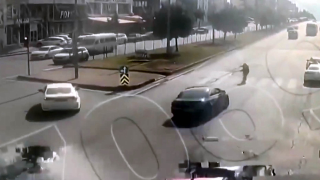 Otomobilin çarptığı yaya öldü, ehliyetsiz sürücü yakalandı