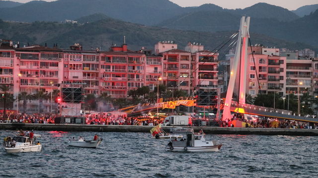 Göztepe'nin 100. kuruluş yıl dönümü kutlandı
